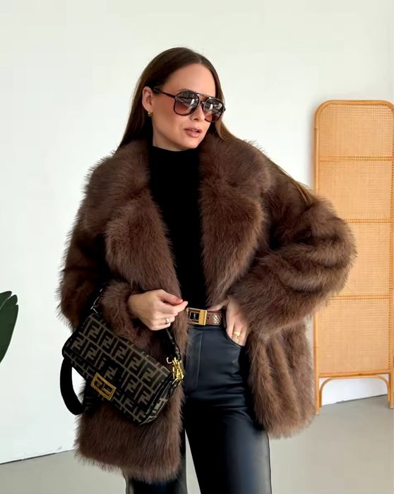 Шуба з екохутра штучна шубка