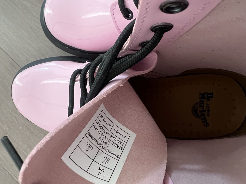 Dr. Martens 1460 martensy glany botki patent lamper 37 różowe nowe