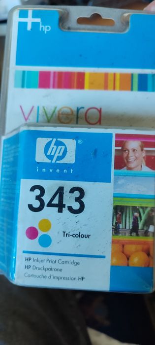 Ink cartridges from various brands. Original64172210150658122