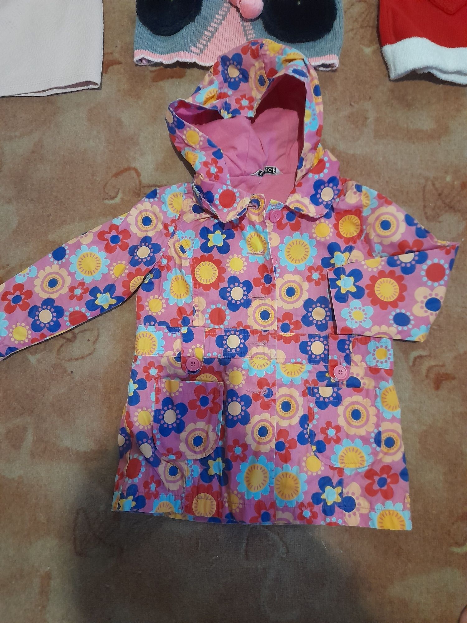 Продам платье,кофты, кардиган, 2-3года