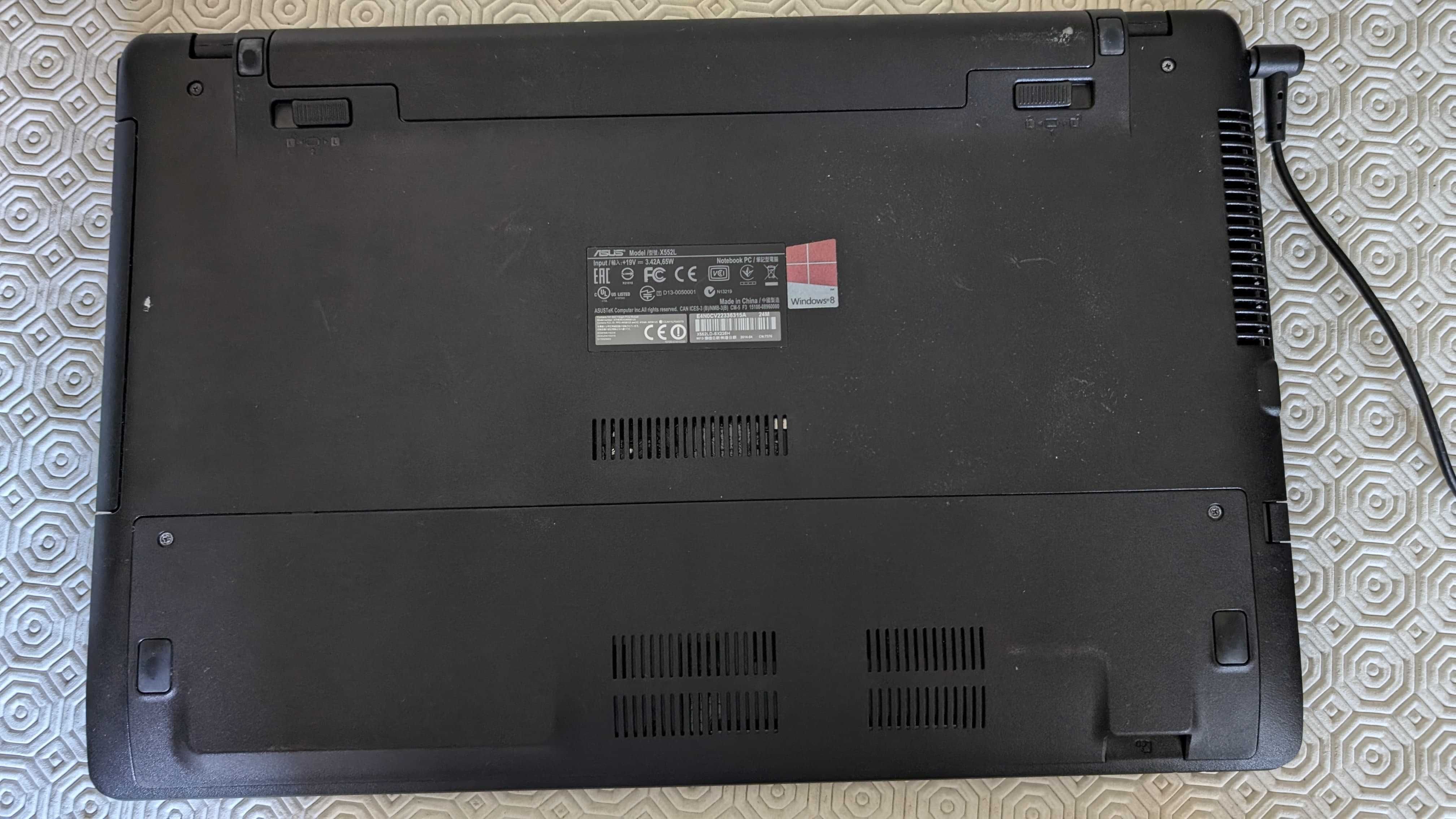 Portátil ASUS X552L
