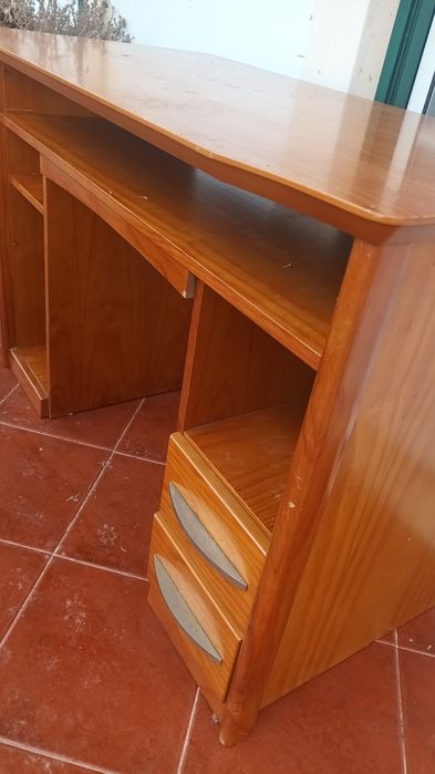 Quarto completo em bom estado