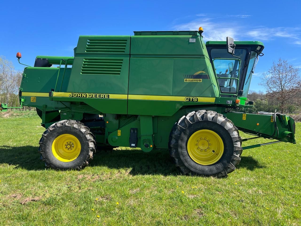 Комбайн John Deere CTS 2000 рік жатка 7,5 метра