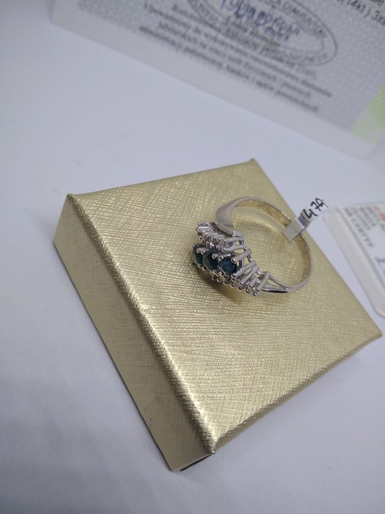 Złoty pierścionek z brylantami i szafirami białe złoto 585 R 16  324