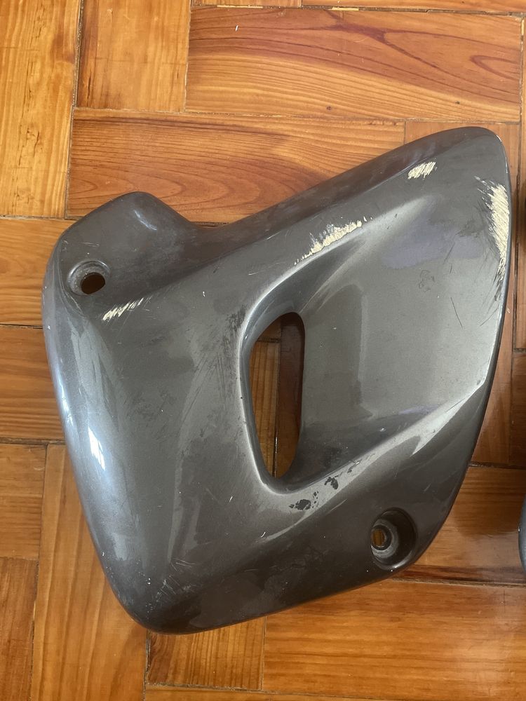 Carenagens laterais frente CB500