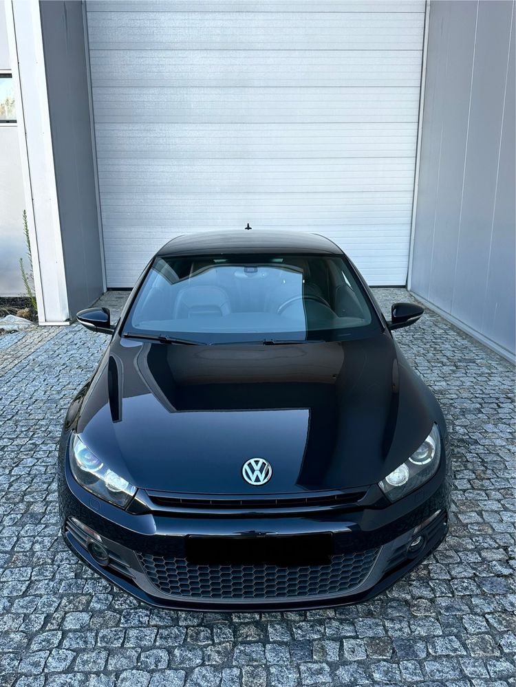 Volkswagen Scirocco TDI ( Trato de crédito)