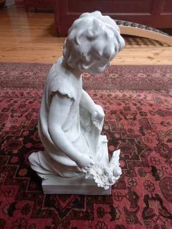 Anioł nagrobny FIGURA Biskwit porcelanowy BIAŁY Aniołek