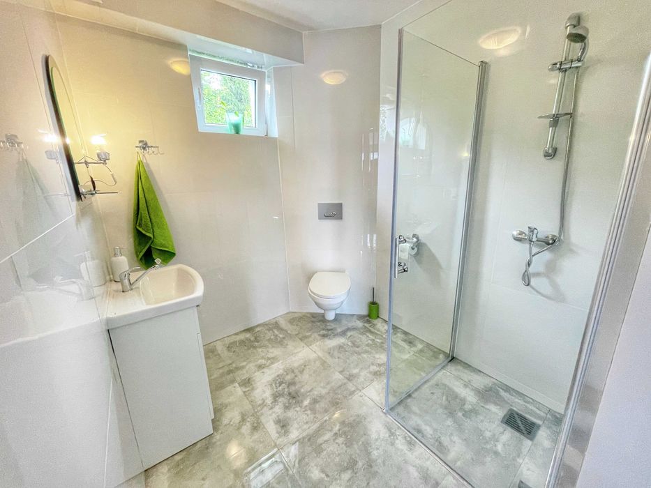 Dom z tarasem na wyłączność kawalerski święta