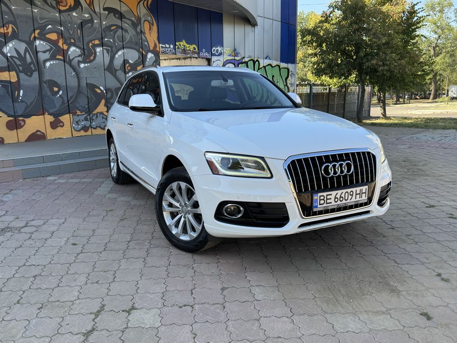 Audi Q5 2015 /рідна фарба\