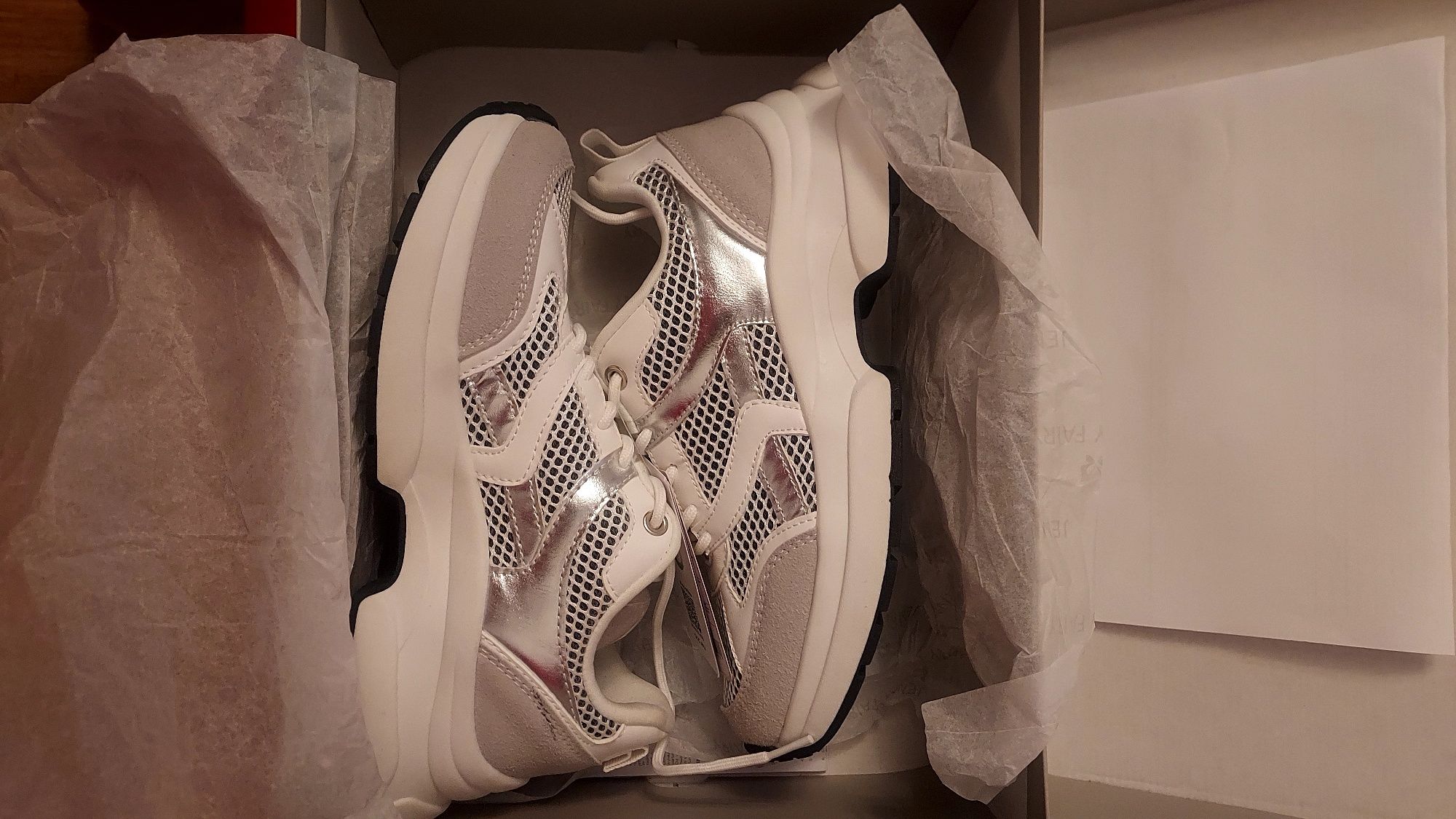 Adidasy damskie NOWE rozmiar 36, białe