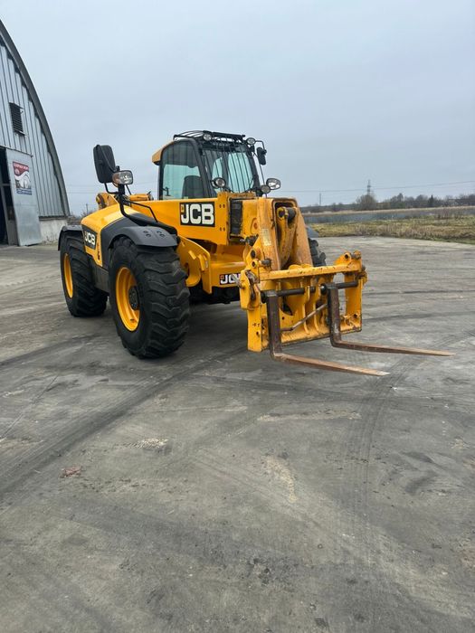 Телескопічний навантажувач JCB 550-80