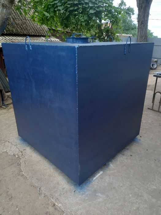 Продаётся бочка на 1.6 куба