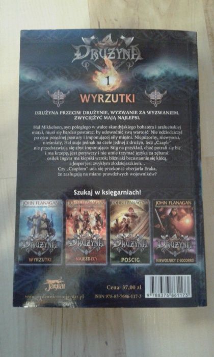 Wyrzutki. Drużyna. Tom 1