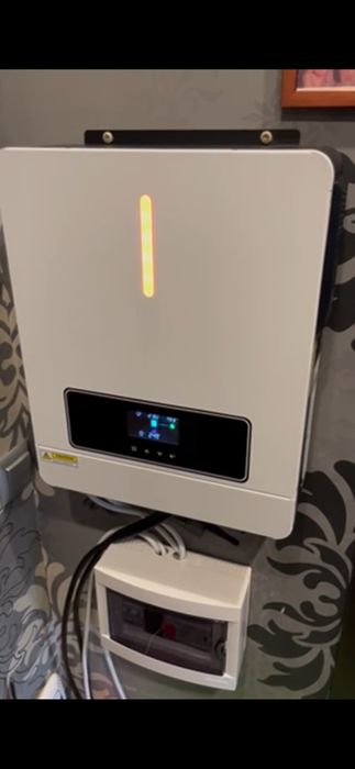 Гібридний сонячний інвертор 4,2 кВт