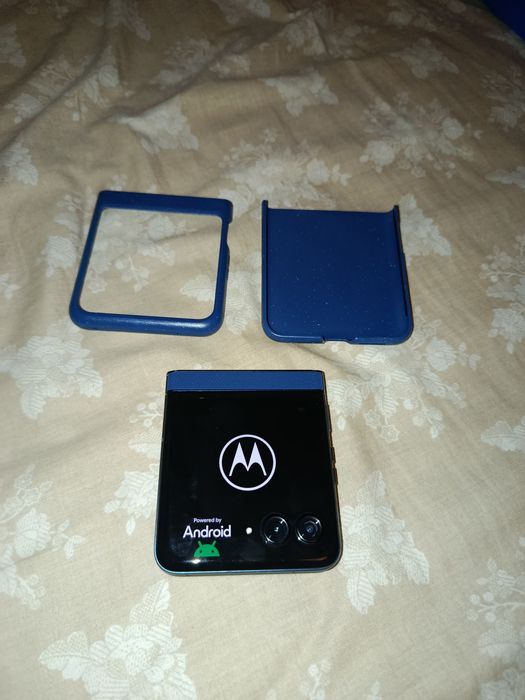 Motorola Razr 60 Azul