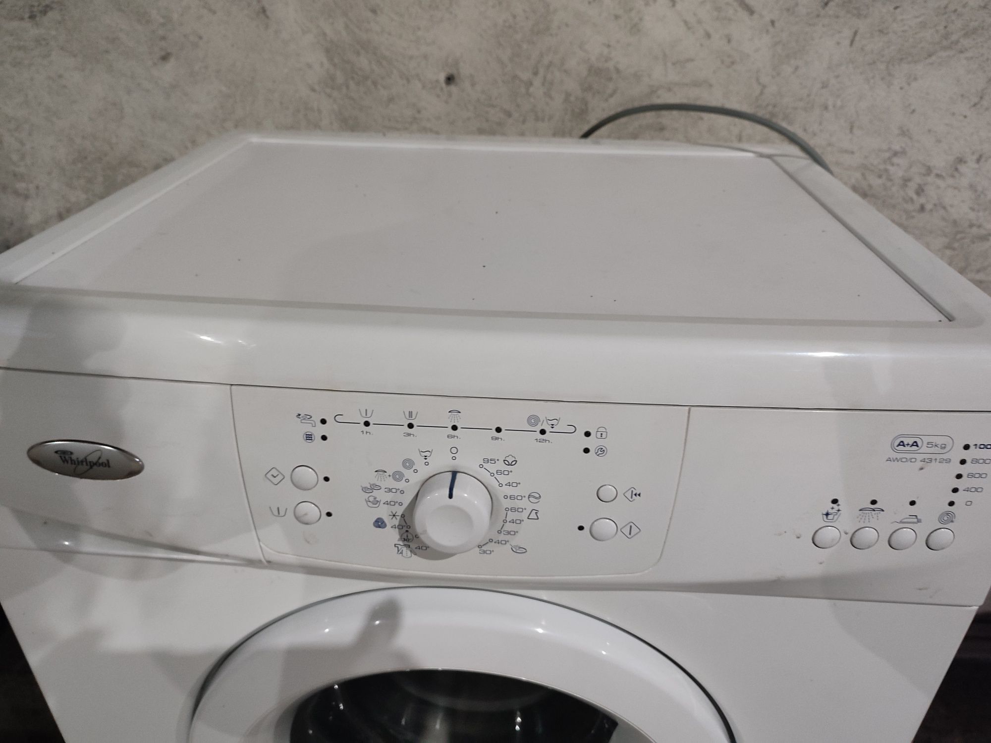 Пральна машина автомат Whirlpool б/у  Снижена цена - 4300грн !!!