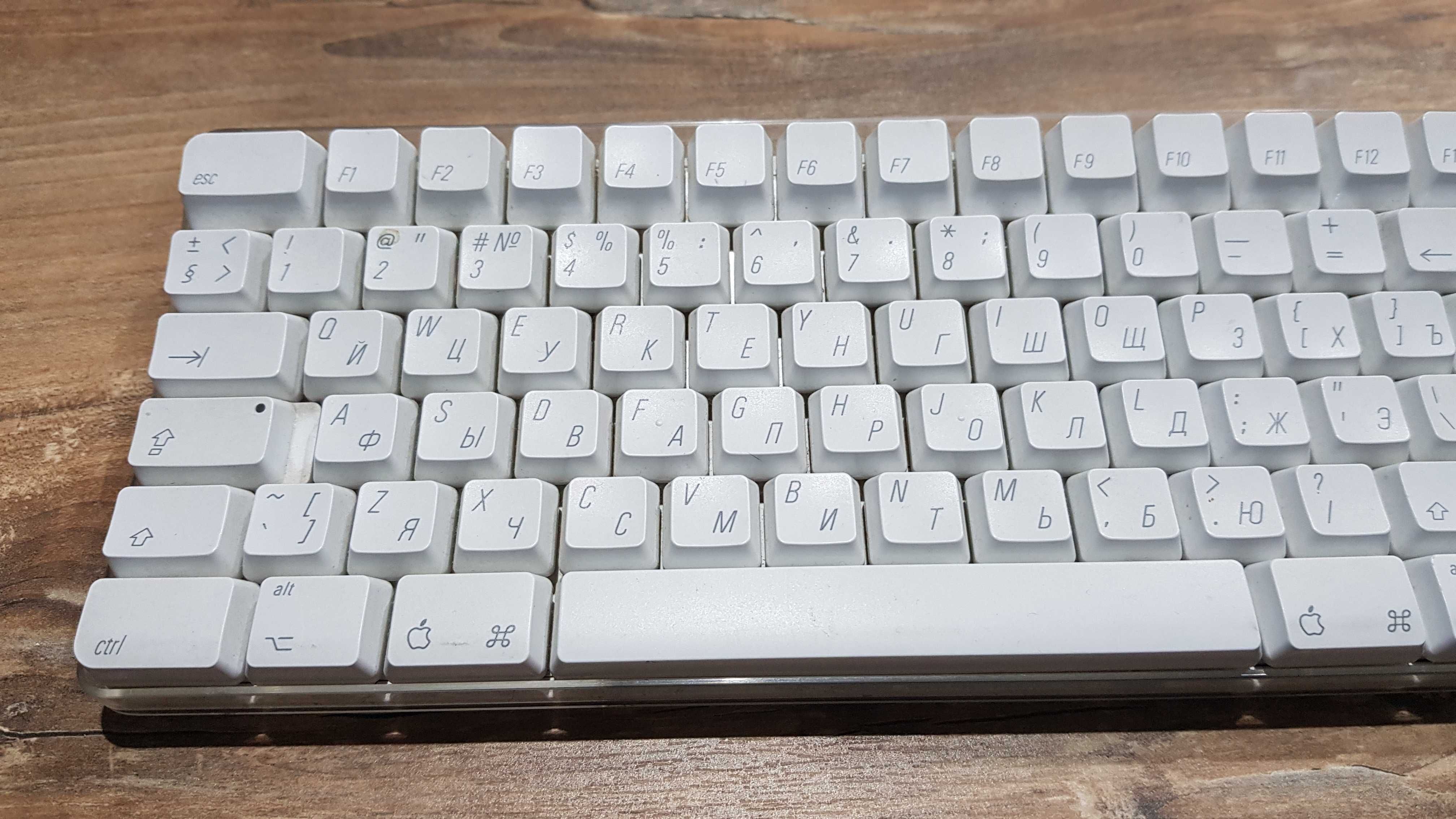 Клавіатура Apple Wireless Keyboard A1016