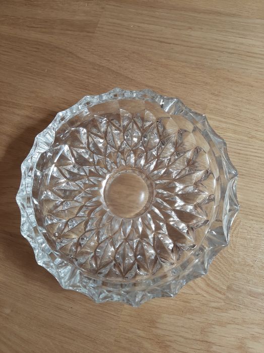 Попельничка кришталева.