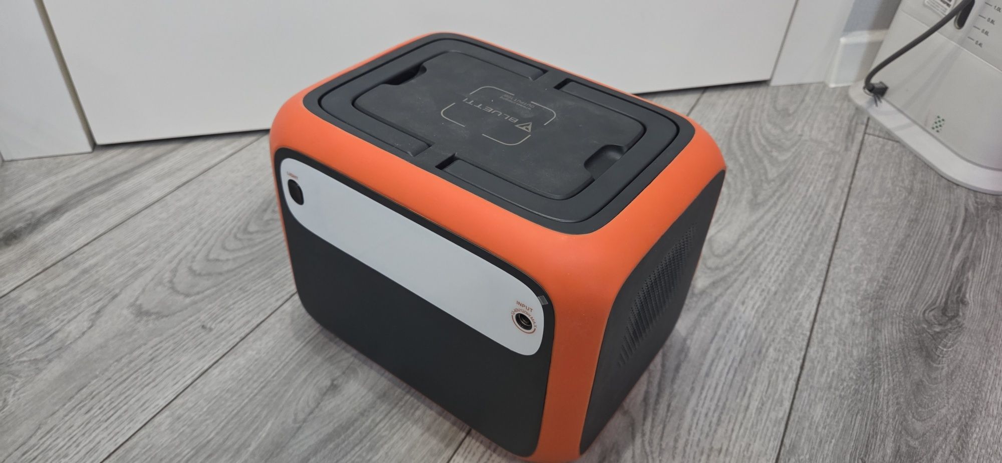 Продам зарядну станцію Bluetti PowerOak AC50S (500 Вт·г