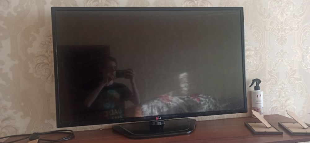 Телевізор LG 42" 42LN540V-ZA