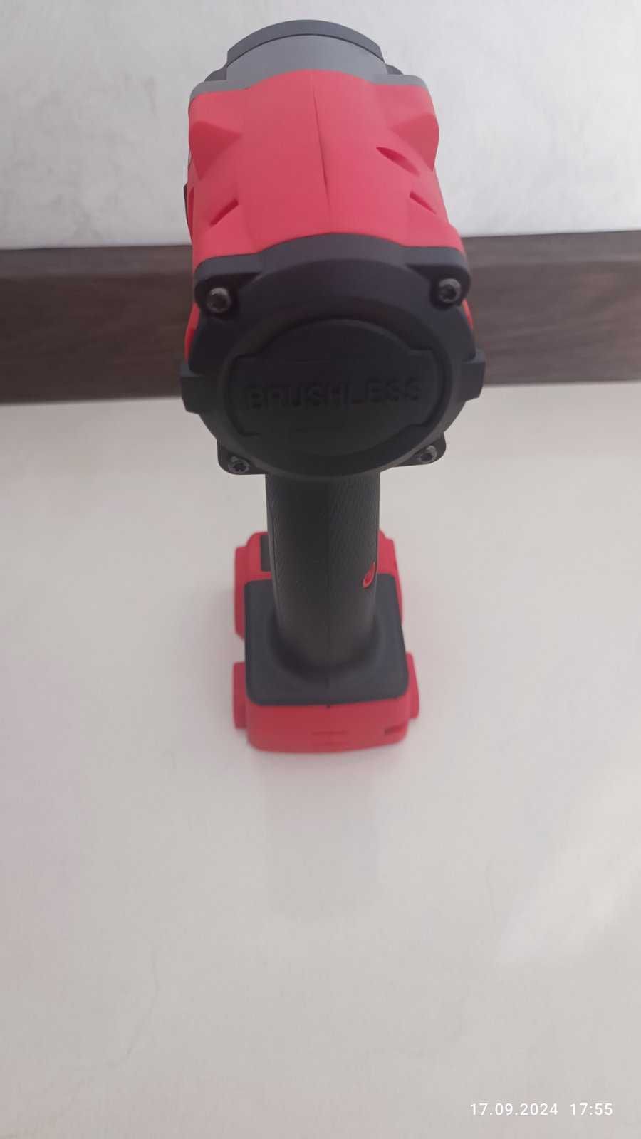 Продам гайковерт імпакт акумуляторний M18 Milwaukee 2855 1/2 / hex