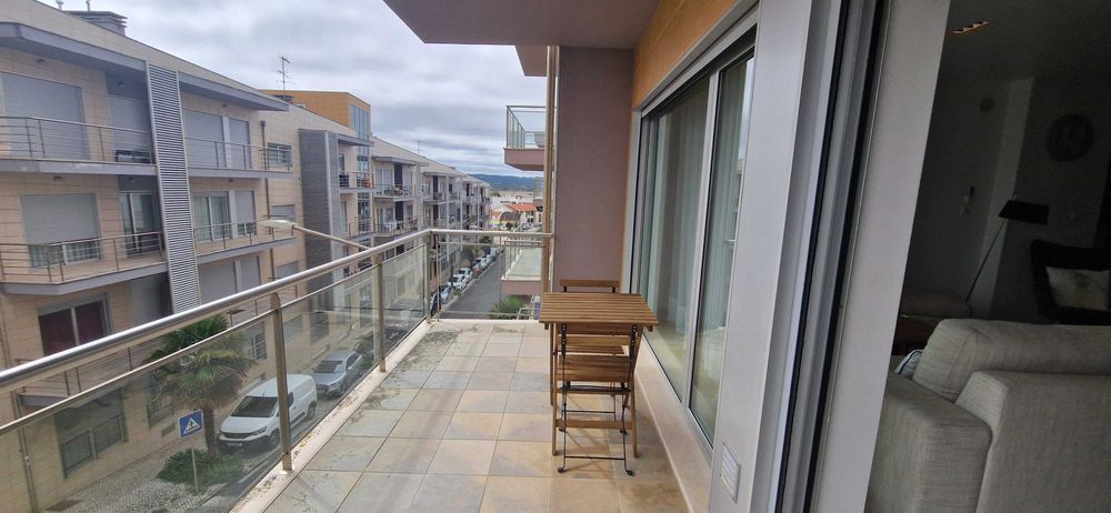 Apartamento T2 com piscina para férias em São Martinho do Porto