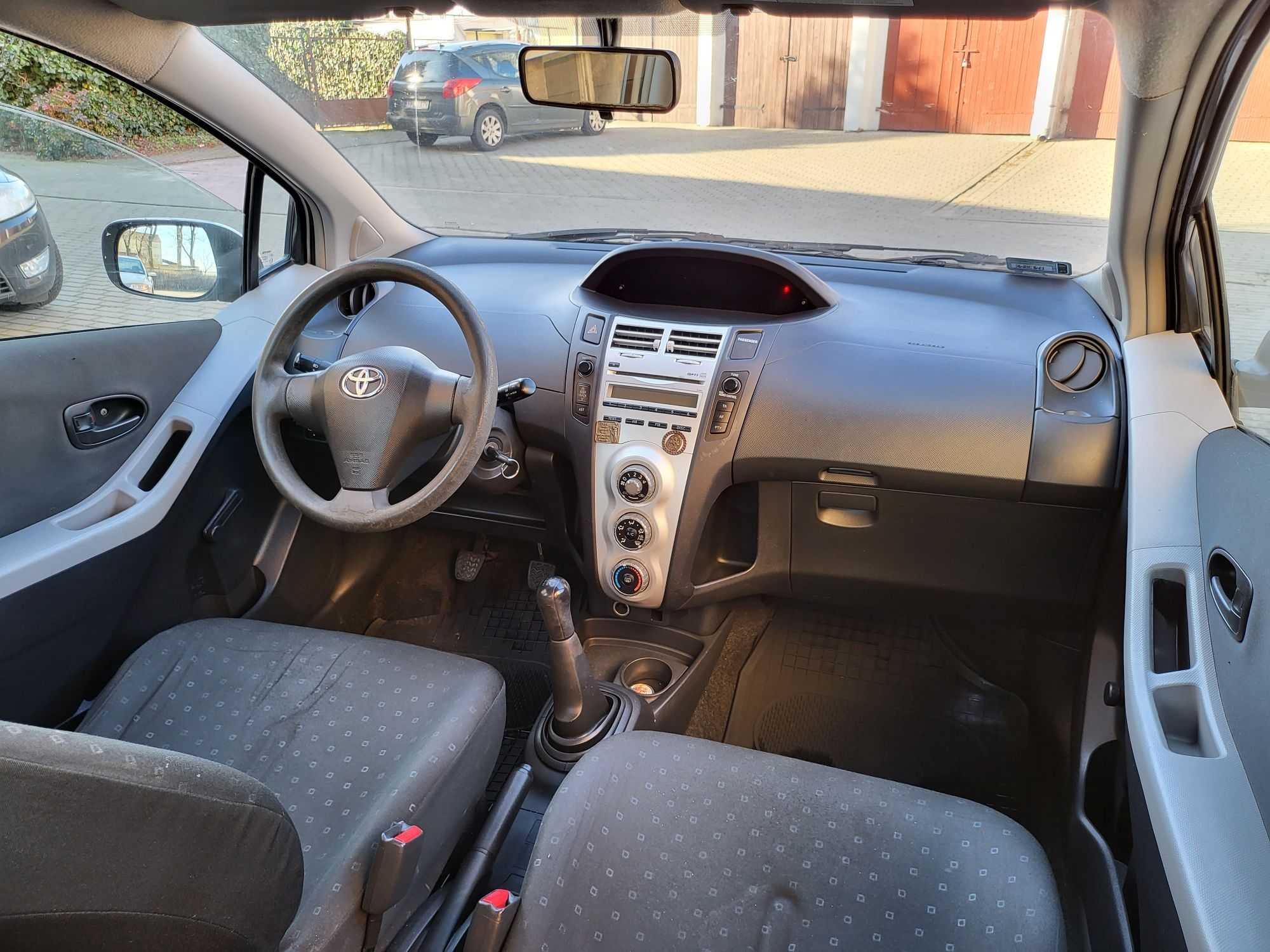 Toyota Yaris II 1.3 VVTi 2007r 5 drzwi - Klimatyzacja - Alufelgi -