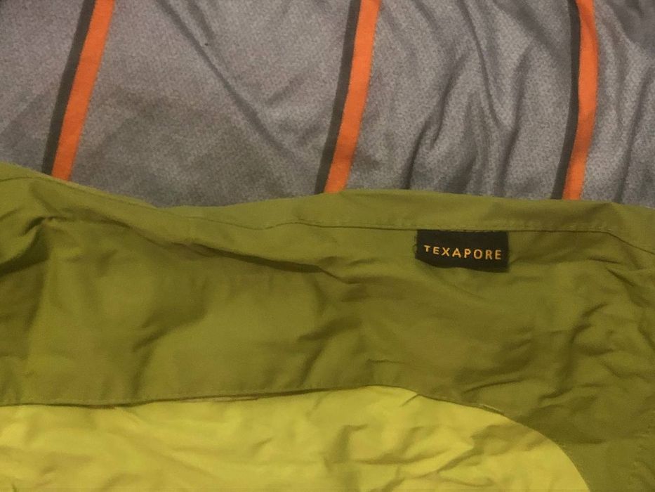 Мембрана куртка на Gore tex від бренду Jack wolfskin
