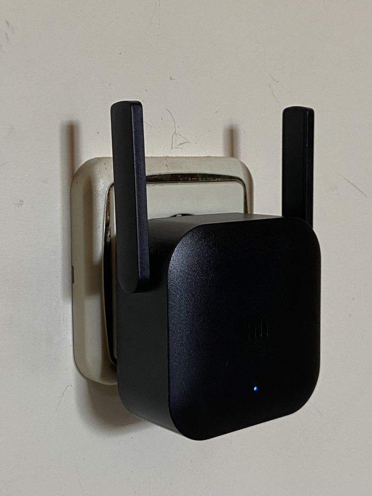 Mi Wi-Fi Range Extender PRO