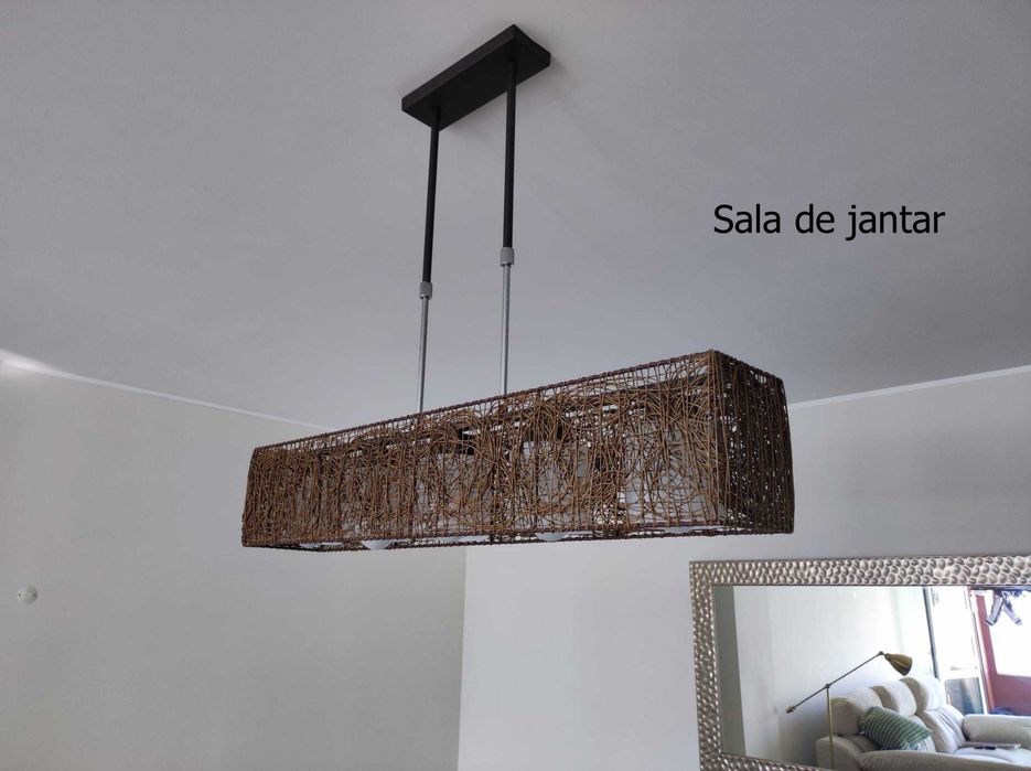 Vendem-se 2 candeeiros de tecto para sala e sala de jantar (ler descr)