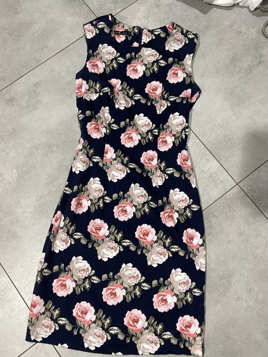 Жіноче плаття дуже красиве