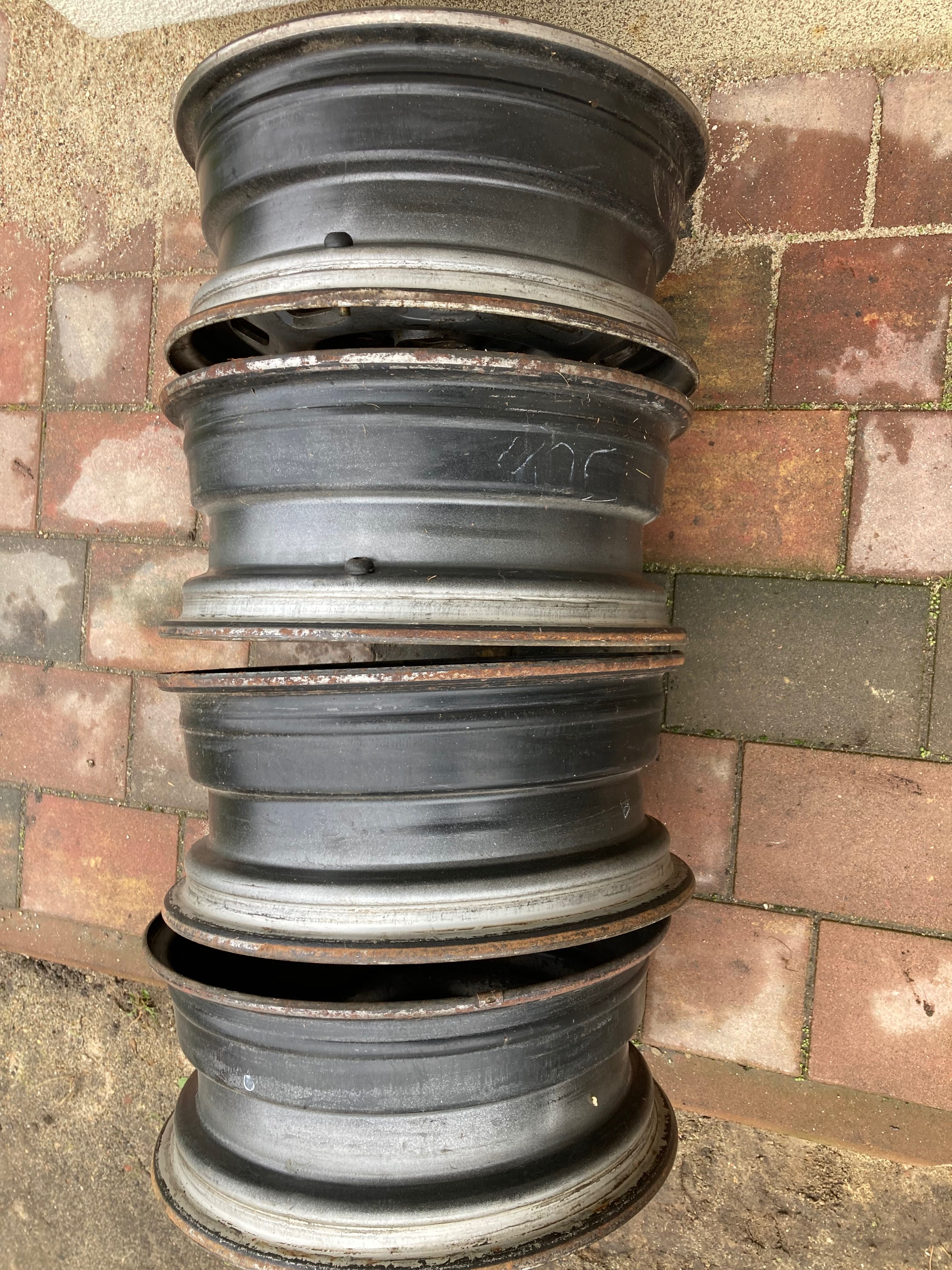 Volkswagen VW T4 felgi stalowe R15 6J 5x112 ET44