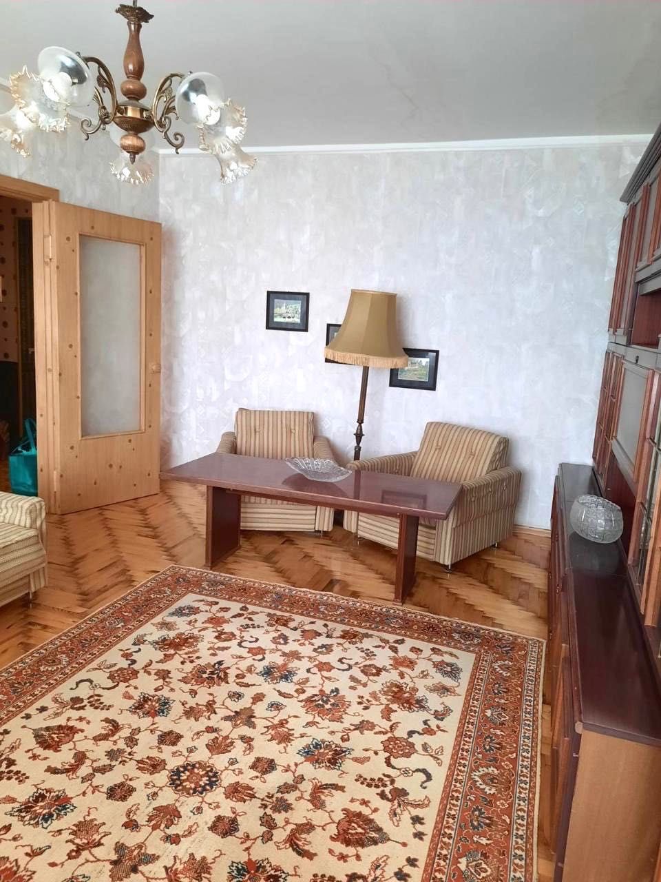 Продаётся 3-к. квартира с видом на Днепр и о. Хортица
