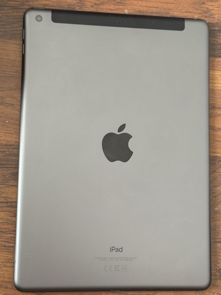 iPad 9 generacji, 64GB WiFi + cellular, idealny stan, bateria 87%