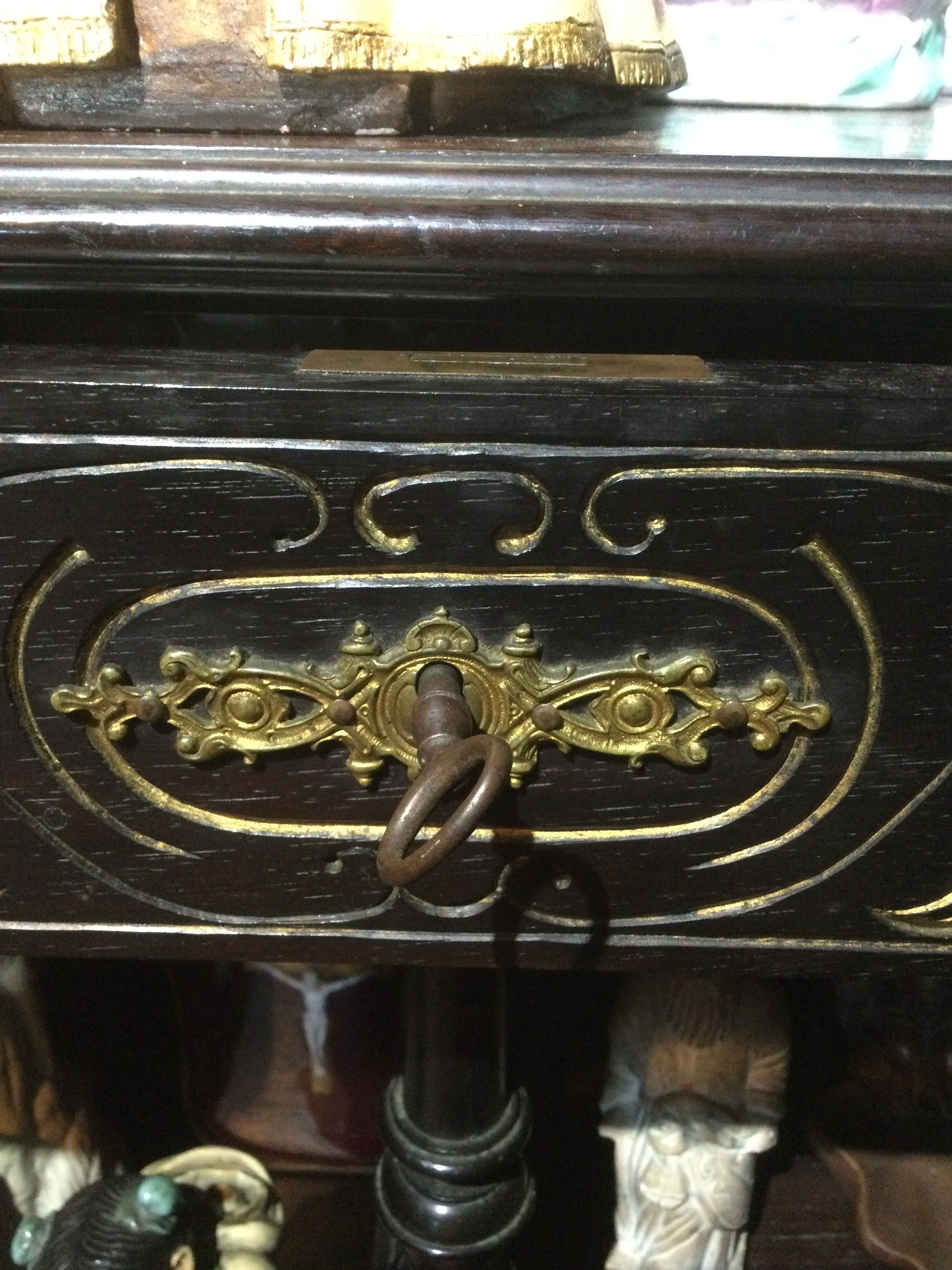Etagere Arte nova séc XIX Madeira Pau-Santo 1,80mt Nicho Oratório
