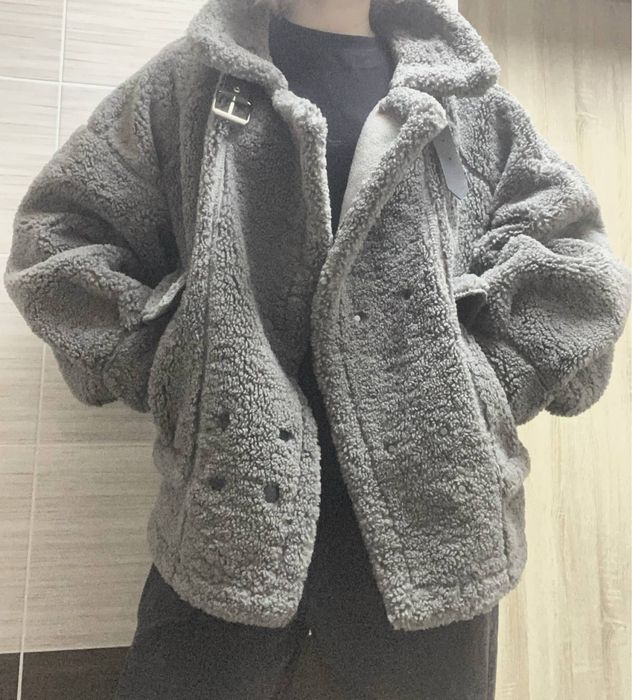 Куртка бомбер сірого кольору