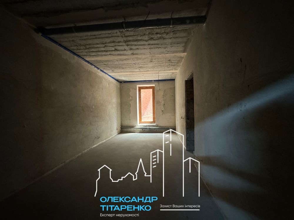 Комерційне приміщення біля «Гала Готелю»!