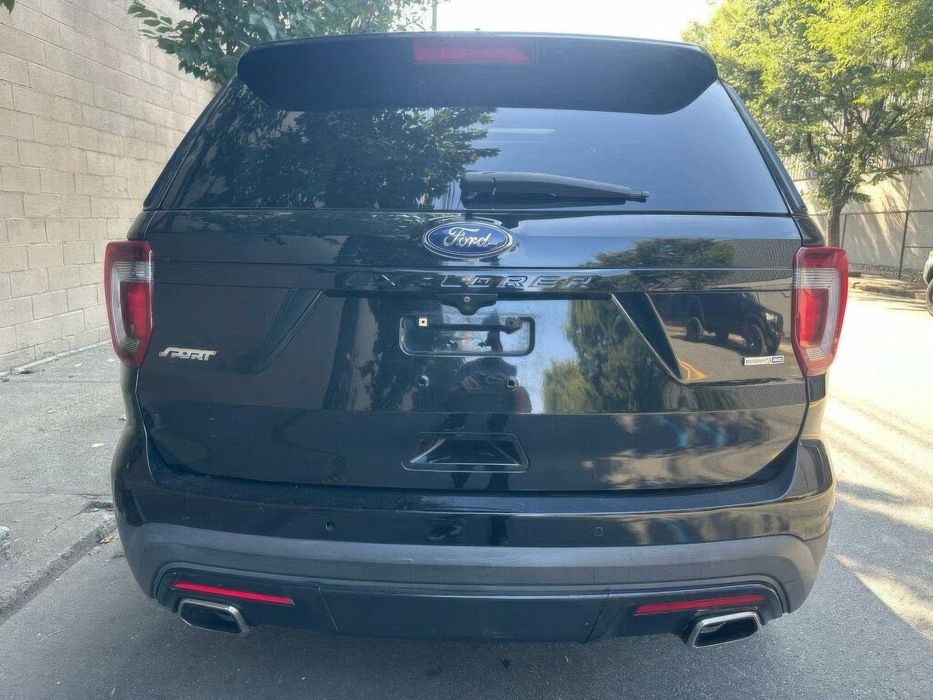 Ford Explorer Sport      2016