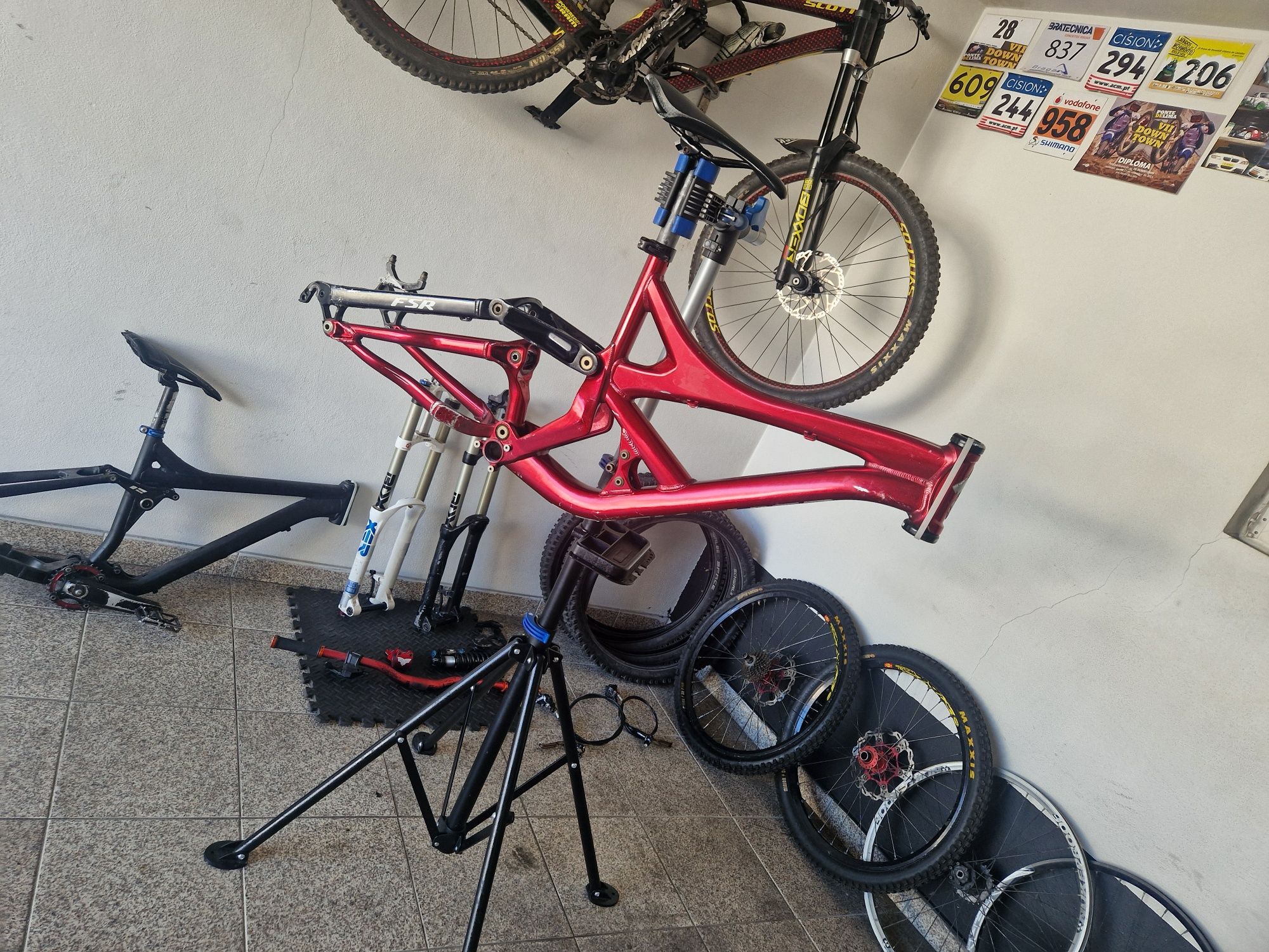Specialized demo 8