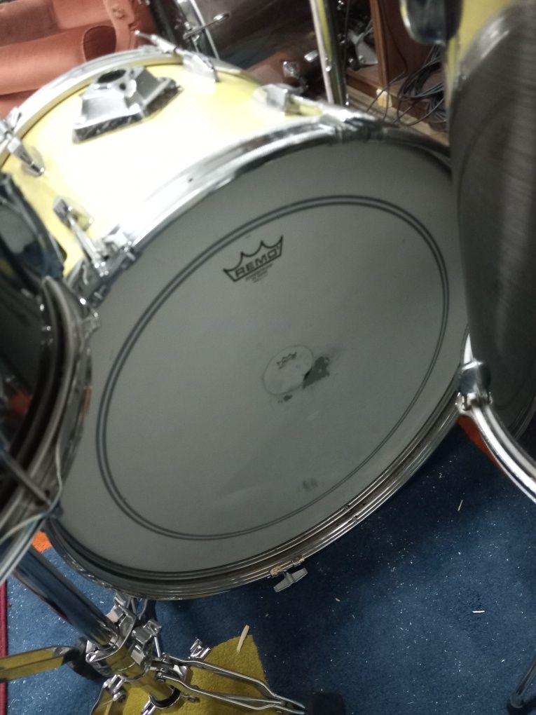Bombo Tama Swingstar 22"x14" Made in Japan 1982