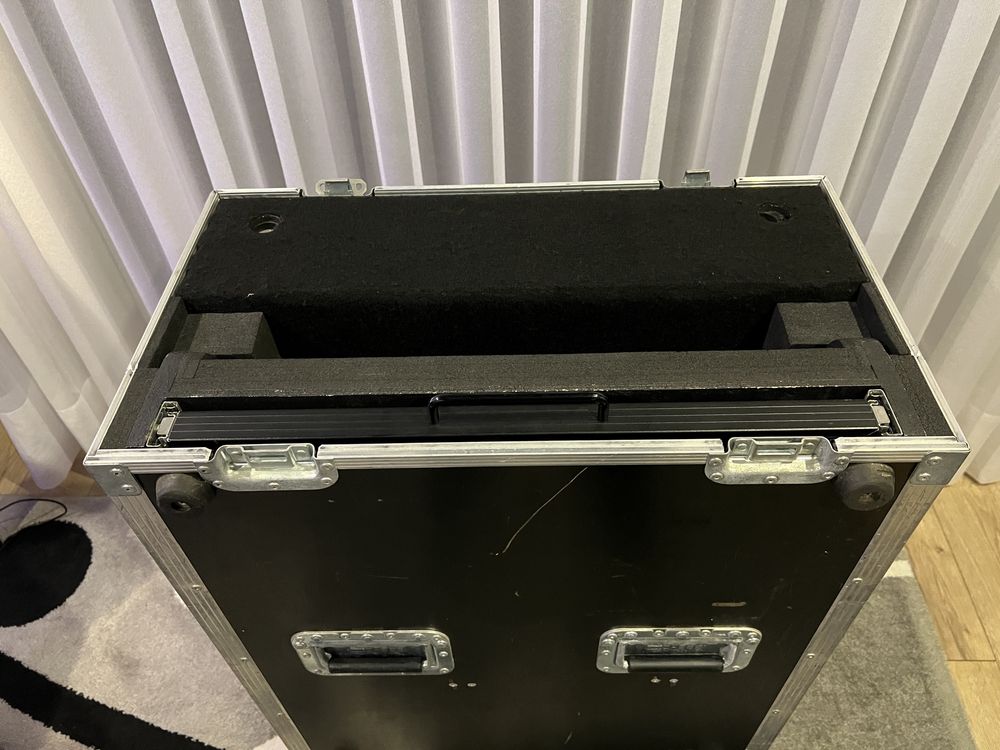 Flight case chamsys magicq pc wing