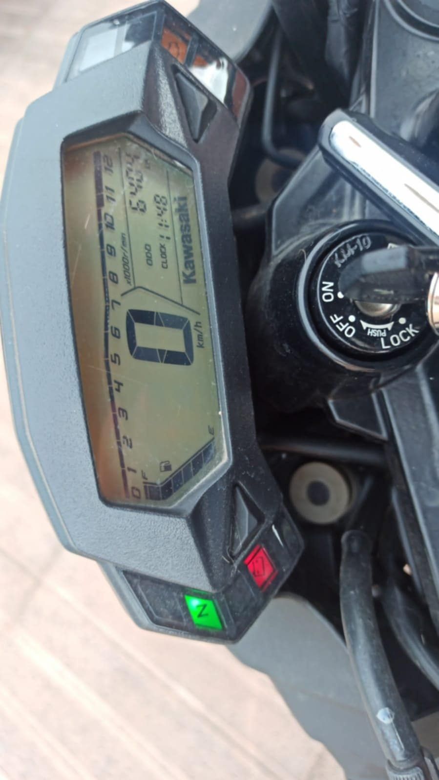 Mota Kawasaki Z125