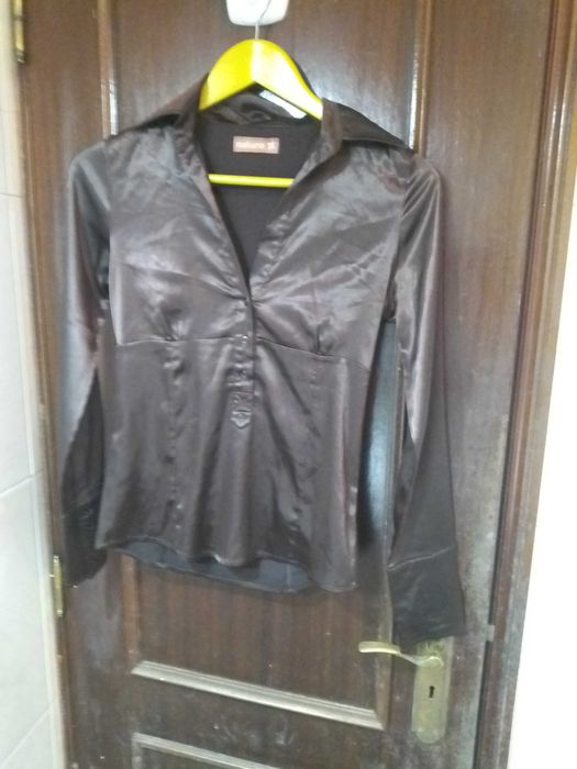 Camisa em cetim tamanho S