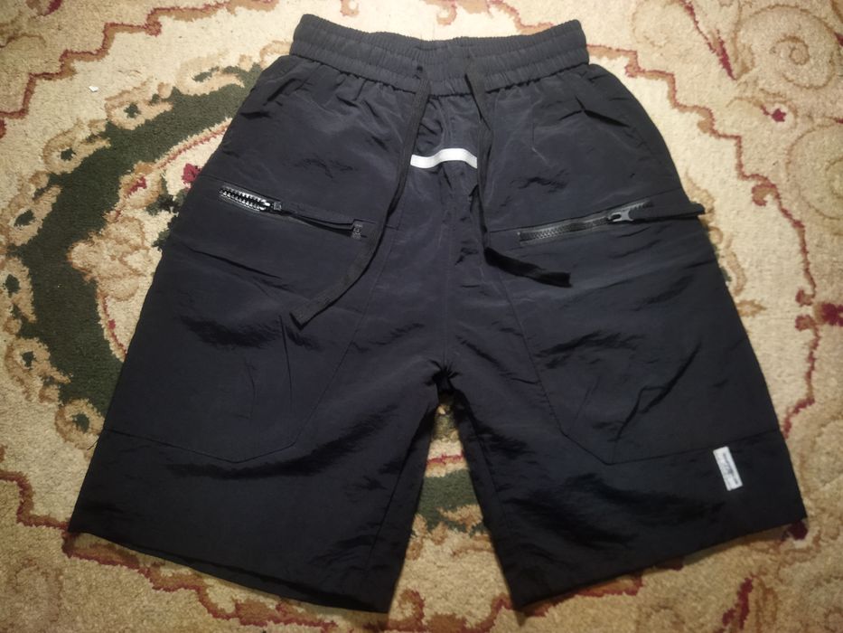 Балонові шорти з кишенями