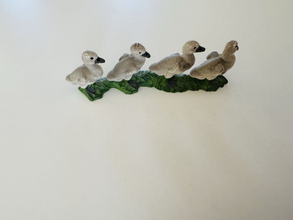 фірмові колекційні фігурки Schleich