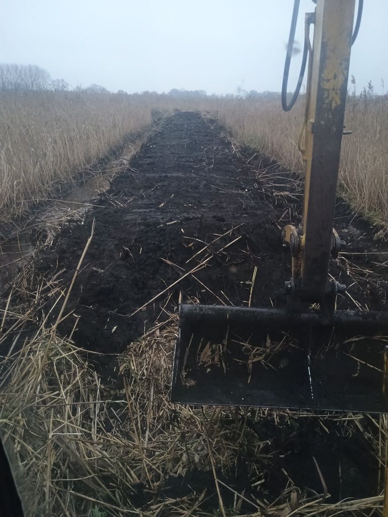 Послуги оренди екскаватора 3т, евакуатора 3,5т