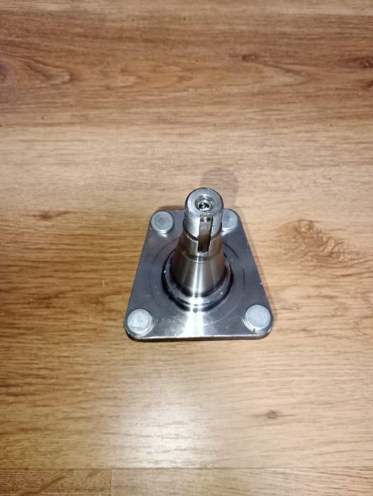 Ступиця задня цапфа 13R Lanos Sens