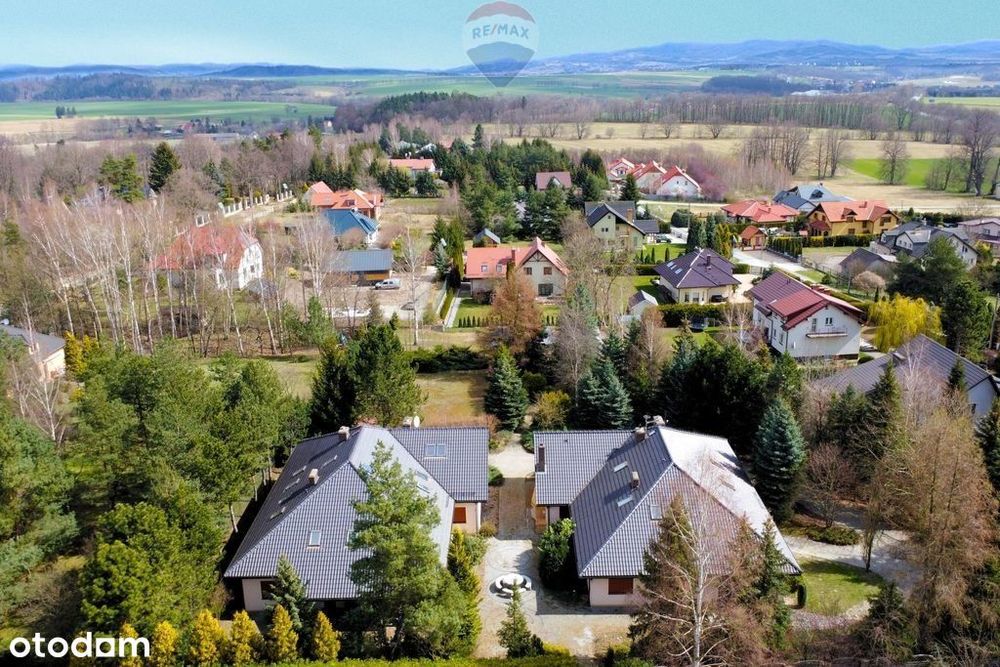 Sprzedaż dwóch domów - inwestycja