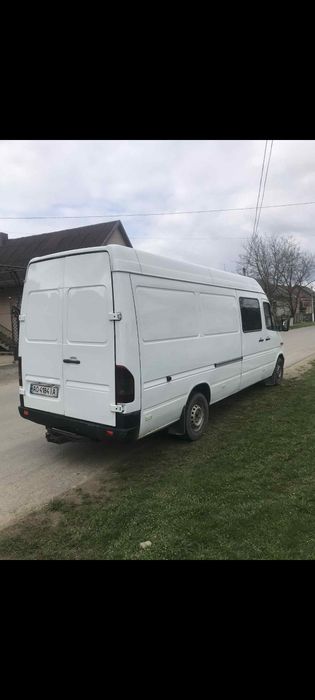 Мерседес спрінтер