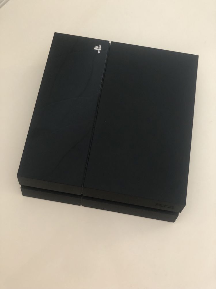 PlayStation 4 500GB + FIFA 23